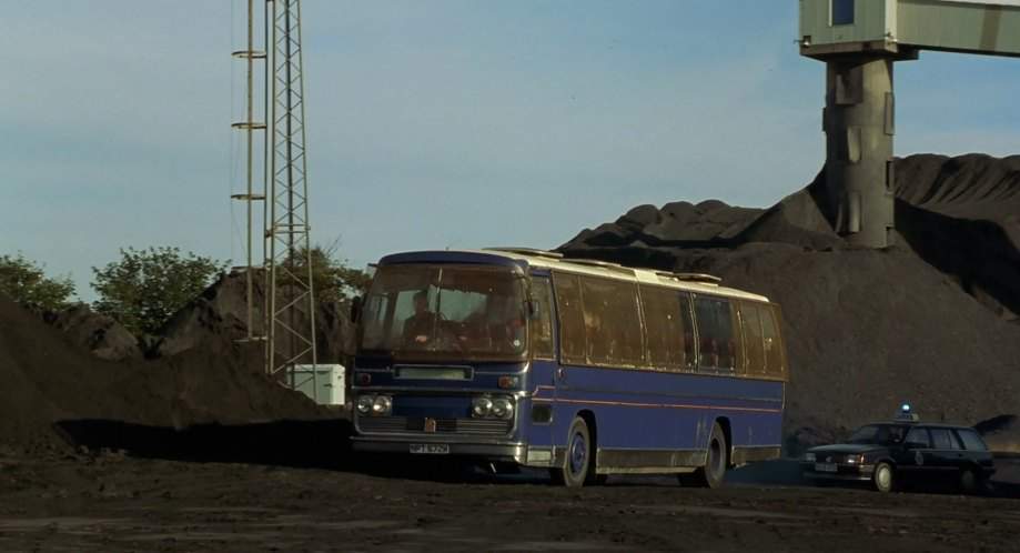 Bedford YRT