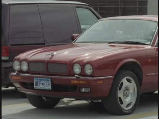 Jaguar XJR