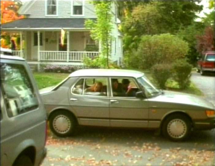1987 SAAB 900 in Drainiac!