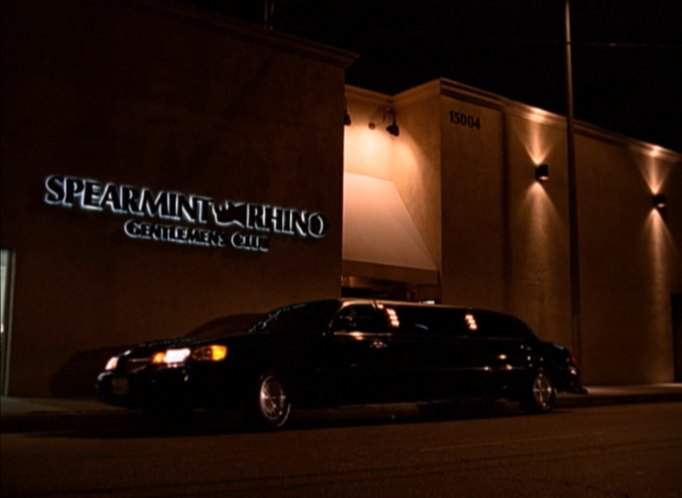 Lincoln Town Car Stretched Limousine