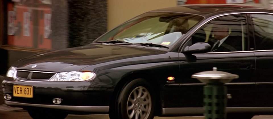 Holden Calais