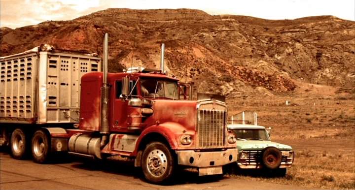 Kenworth W-900
