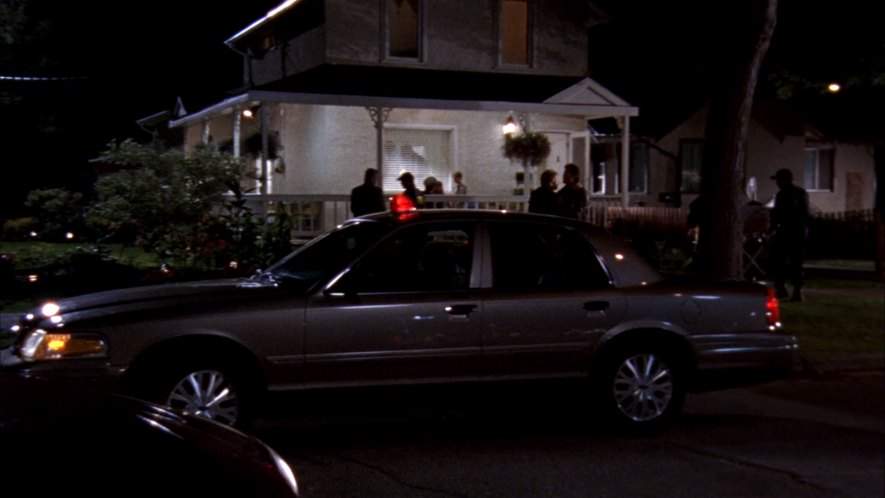 Ford Crown Victoria