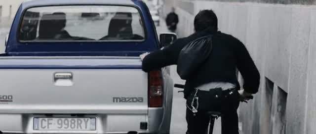 Mazda B-2500