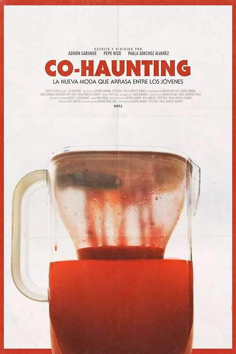 Espacioso. Coqueto. Encantado. A camera crew documents the struggles of three friends who moved to a haunted apartment, lured by its low rent.