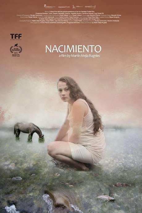 As the rainy season approaches, Helena prepares for the birth of her child. Her mother and brother brace themselves for weeks of isolation and the challenges of maternity. The community engages in solitary fishing and harvesting, as the surrounding landscape transforms into a confining natural environment. The arrival of a new life offers a glimmer of hope, and the possibility of change for everyone.