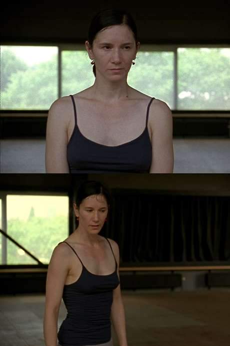 Manon de Boer films the dancer Cynthia Loemij, who improvises to Eugène Ysaÿe’s 3 Sonates for Violin Solo.