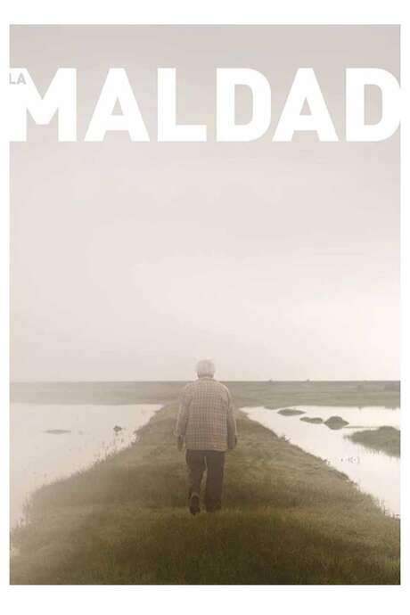 Rafael, an elderly peasant, sets out to document his life story in the style of a screenplay, dreaming of seeing it brought to the screen. This ambition leads him to abandon his only friend and travel to the capital city in search of funding. The film explores his journey, revealing a man confronting loneliness and a fading sense of hope as he pursues his artistic dream.