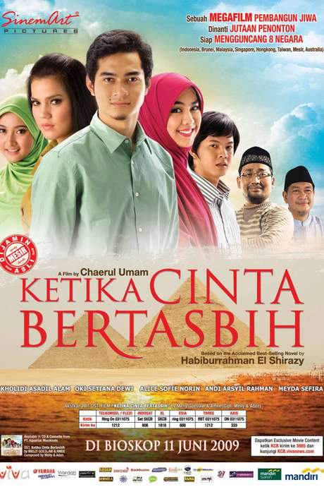 Ketika Cinta Bertasbih (2009) movie poster