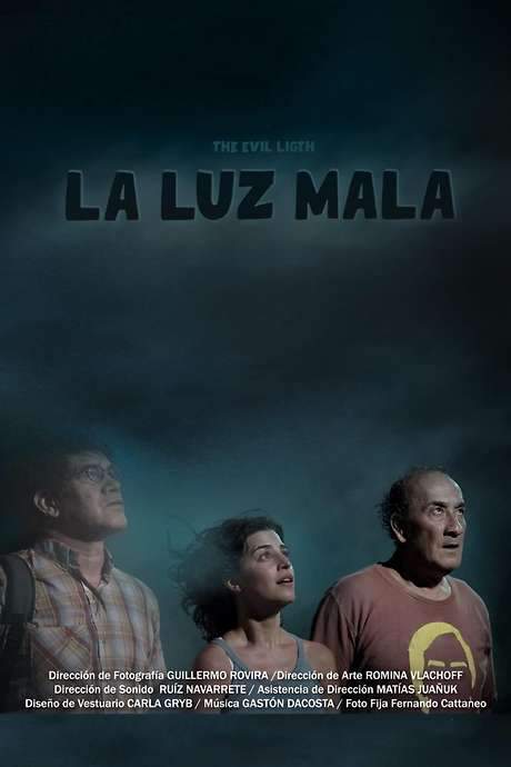 La luz mala (2022) movie poster