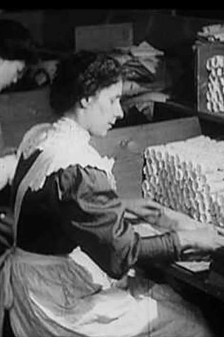 Making Christmas Crackers (1910) movie poster