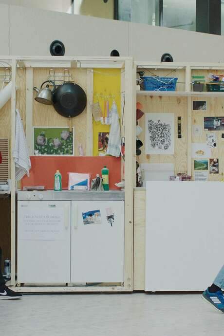 A small art academy merges into a large university, facing bureaucratic hurdles and administrative procedures. However, the students and staff secretly decide to organize as an independent art school. They create their own curriculum, programs, and leadership structures, operating in secret and outside the university’s official oversight.