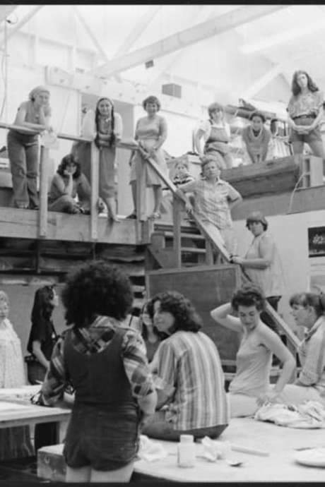 Right Out of History: The Making of Judy Chicago’s Dinner Party (1980) movie poster
