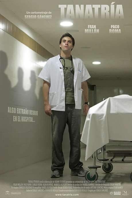 On his first day of work in a hospital in Malaga as a doctor on duty, Daniel (Fran Millán) begins to witness strange events while doing the round by the health center.