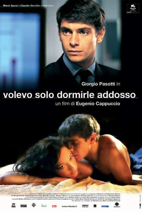 To Sleep Next to Her (2004) movie poster