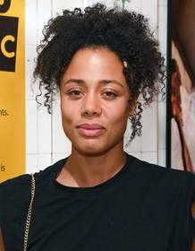 Nina Toussaint-White