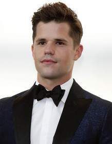 Charlie Carver