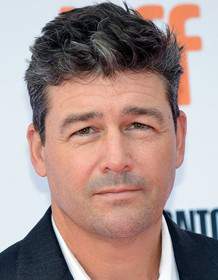 Kyle Chandler