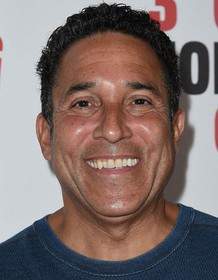 Oscar Nuñez