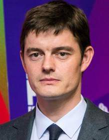Sam Riley