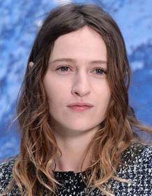 Christa Theret