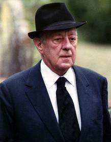 Alec Guinness