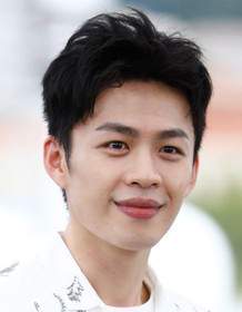 Hong-Chi Lee