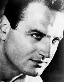 Brad Dexter
