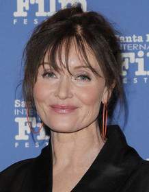 Essie Davis