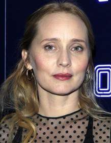 Mona Fastvold