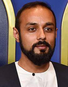  Sushmit Ghosh