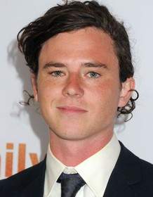 Charlie McDermott