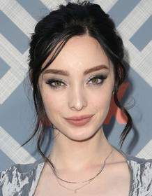 Emma Dumont