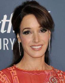 Jennifer Beals