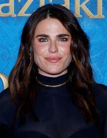 Karla Souza