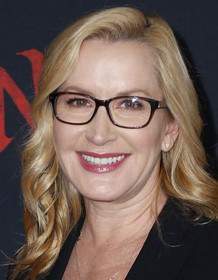 Angela Kinsey