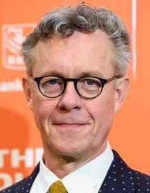 Alex Jennings