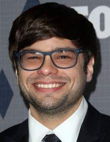 Charlie Saxton