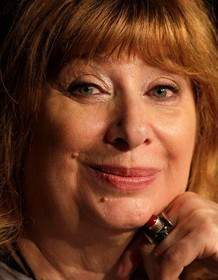 Inge Maux