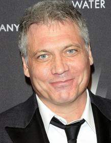 Holt McCallany