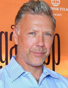 Mikael Persbrandt
