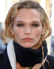 Anna Brewster