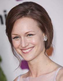 Kerry Bishé