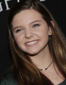 Chloe Csengery