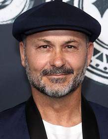 Steve Bastoni