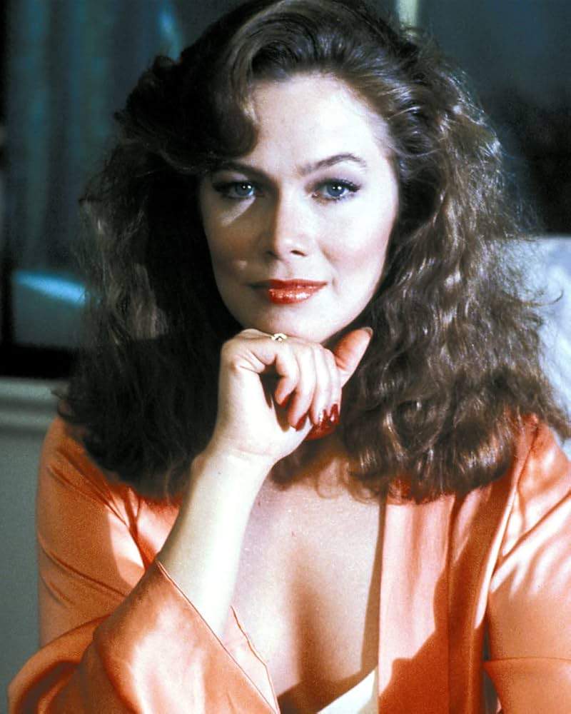 Kathleen Turner